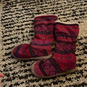 Muk Luks Slipper Sock Shoes Size 6-8